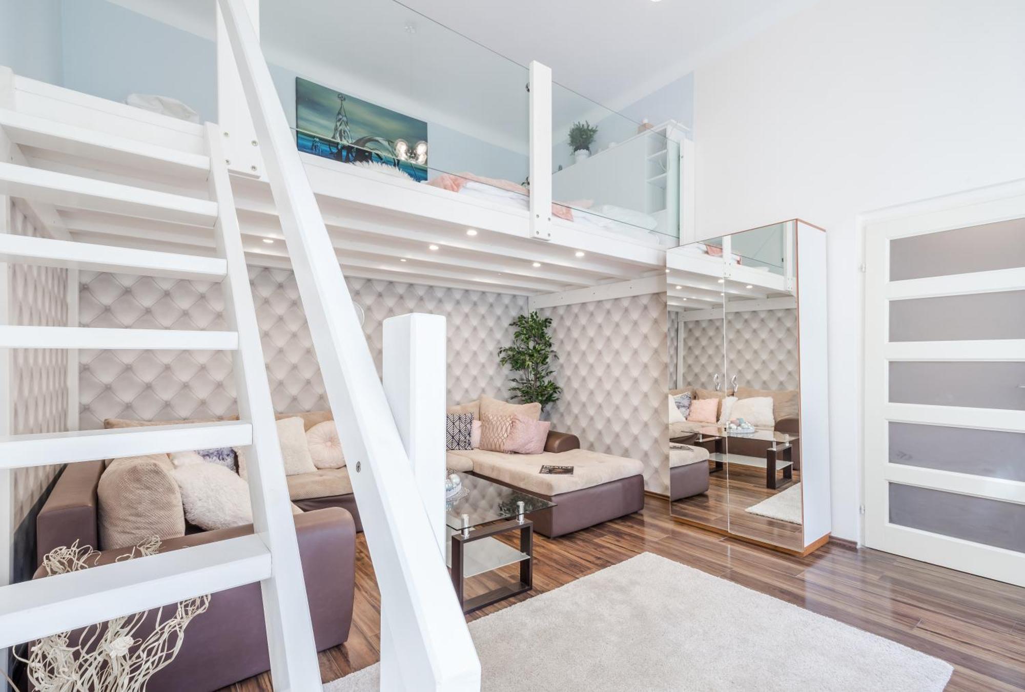Bpr Stylish Mosaic Home With Terrace بودابست المظهر الخارجي الصورة